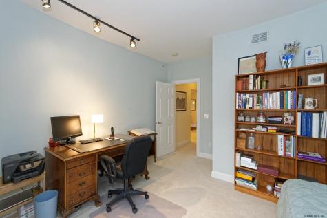 108 Vly Pointe Drive Niskayuna NY 12309