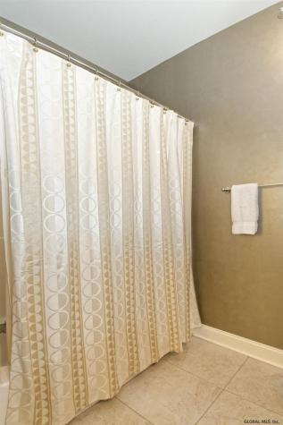 108 Vly Pointe Drive Niskayuna NY 12309