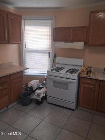 321 9th Street Watervliet NY 12189