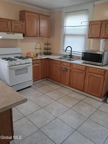 321 9th Street Watervliet NY 12189