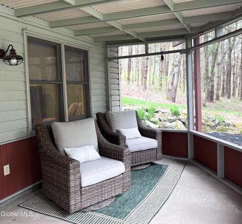 89 Gronczniak Road Stillwater NY 12170