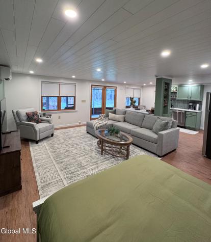 89 Gronczniak Road Stillwater NY 12170