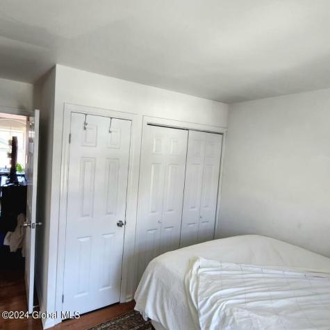67 Long Alley Saratoga Springs NY 12866