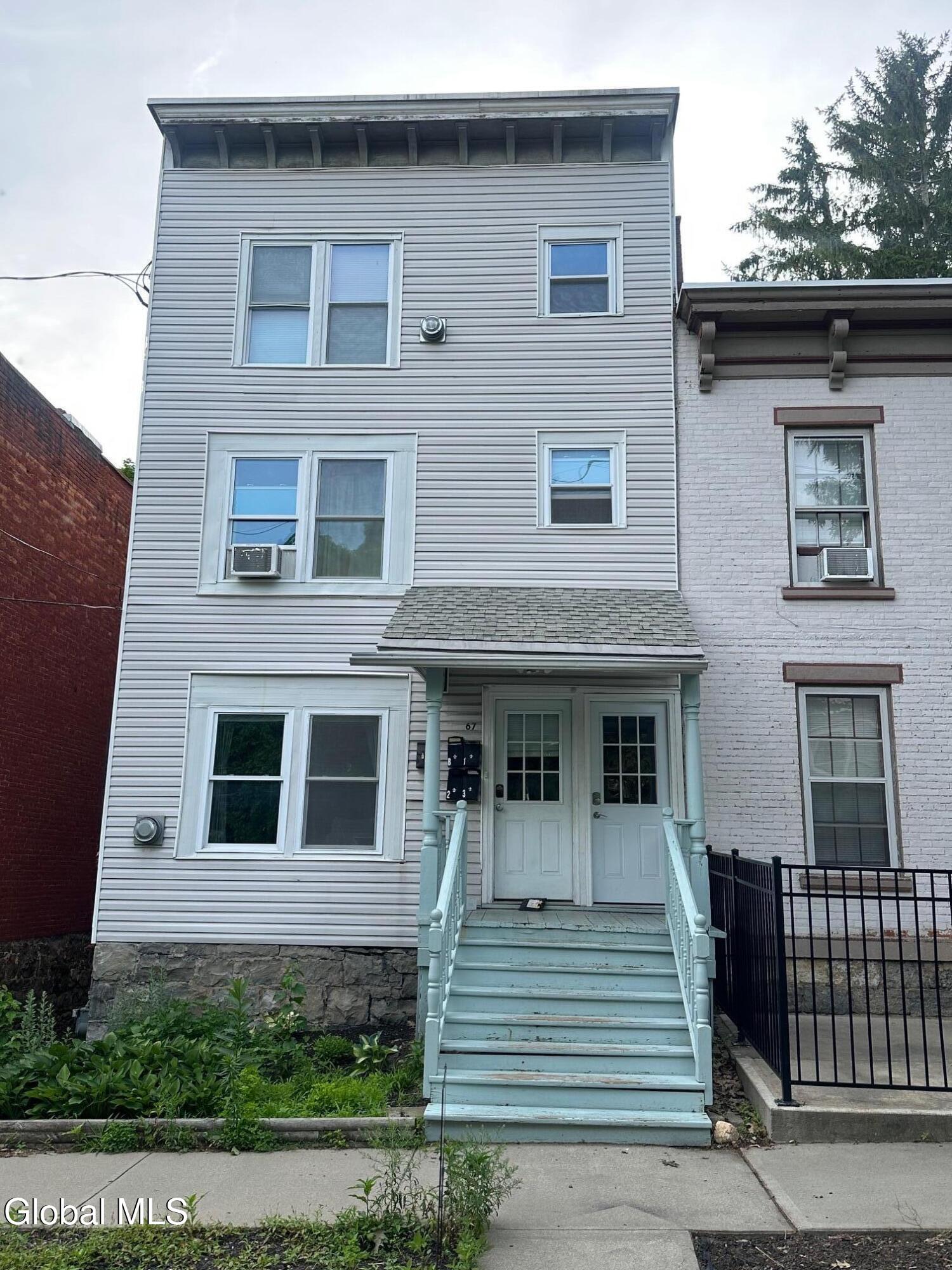 67 Lawrence Street Saratoga Springs NY 12866