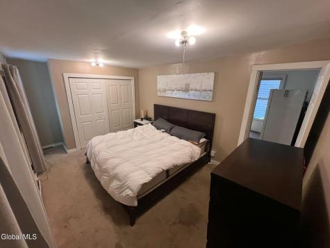 67 Lawrence Street Saratoga Springs NY 12866