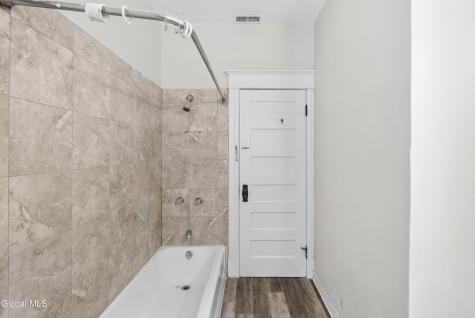 216 Delaware Albany NY 12209
