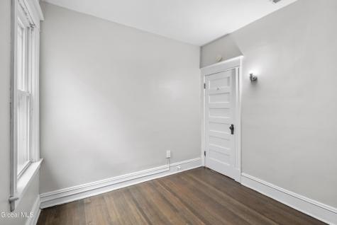 216 Delaware Albany NY 12209