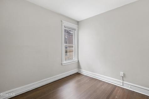 216 Delaware Albany NY 12209