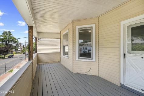 216 Delaware Albany NY 12209