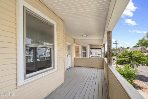 216 Delaware Albany NY 12209