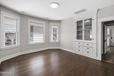 216 Delaware Albany NY 12209