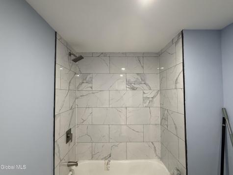 1747 Oneida Street Schenectady NY 12308
