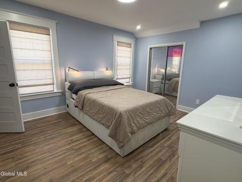 1747 Oneida Street Schenectady NY 12308