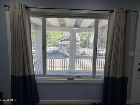 1747 Oneida Street Schenectady NY 12308