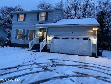 2213 Balltown Road Niskayuna NY 12309