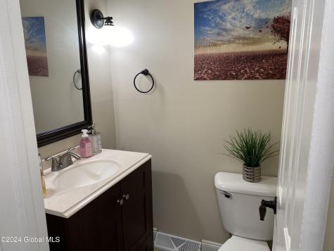 2213 Balltown Road Niskayuna NY 12309