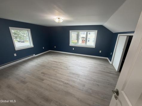 27 7th Street Waterford NY 12188