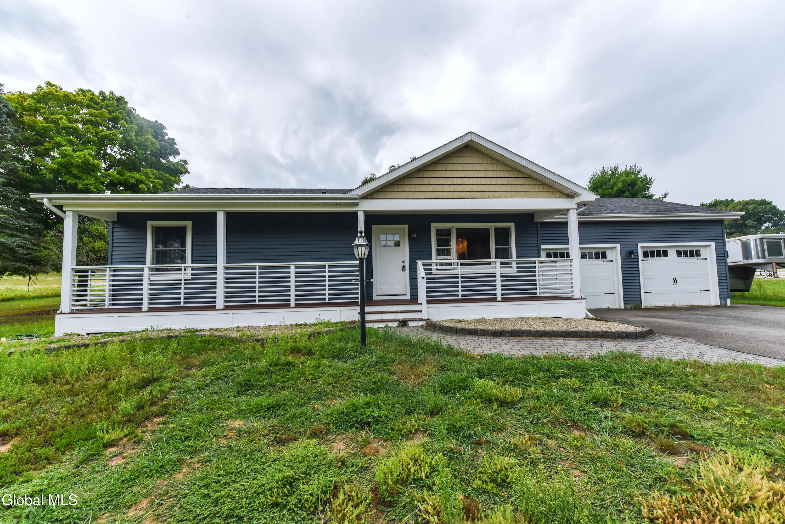 434 Burgoyne Road Saratoga Springs NY 12866