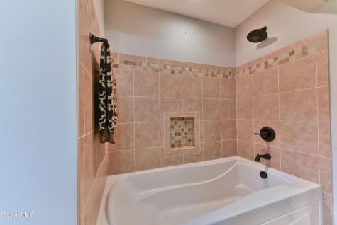 434 Burgoyne Road Saratoga Springs NY 12866