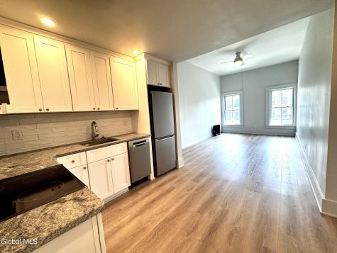423 Broadway Saratoga Springs NY 12866