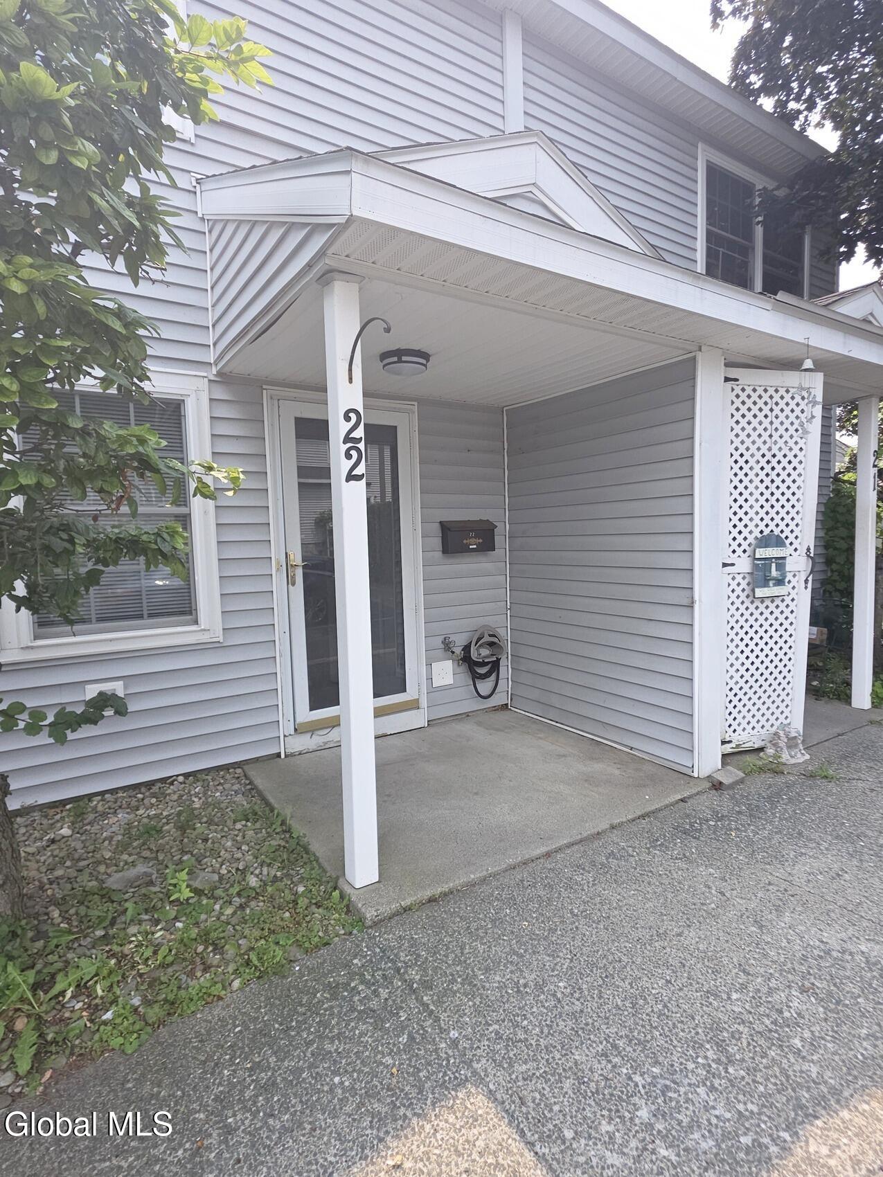 23 Warsaw Avenue Mechanicville NY 12118