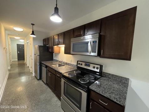 733 Broadway Albany NY 12207