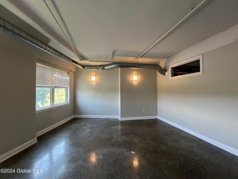 733 Broadway Albany NY 12207