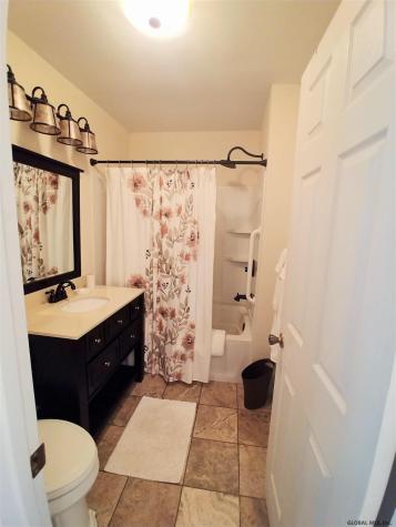 40 Preakness Way Saratoga Springs NY 12866