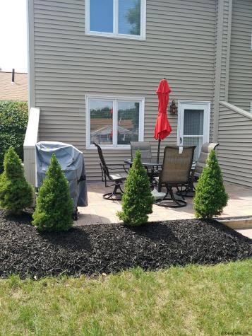 40 Preakness Way Saratoga Springs NY 12866