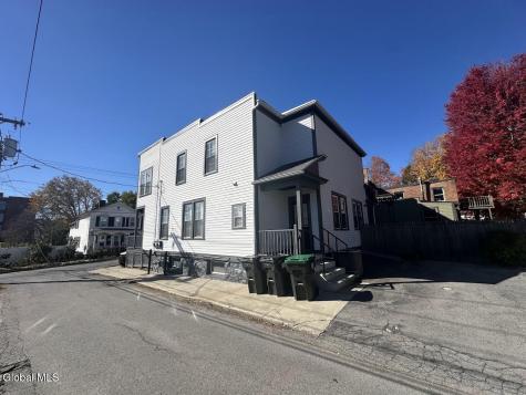 39 Walton Street Saratoga Springs NY 12866