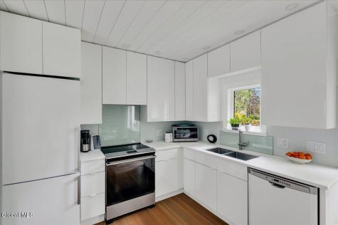 116 Catherine Street Saratoga Springs NY 12866