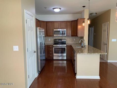 43 Stacey Court Cohoes NY 12047