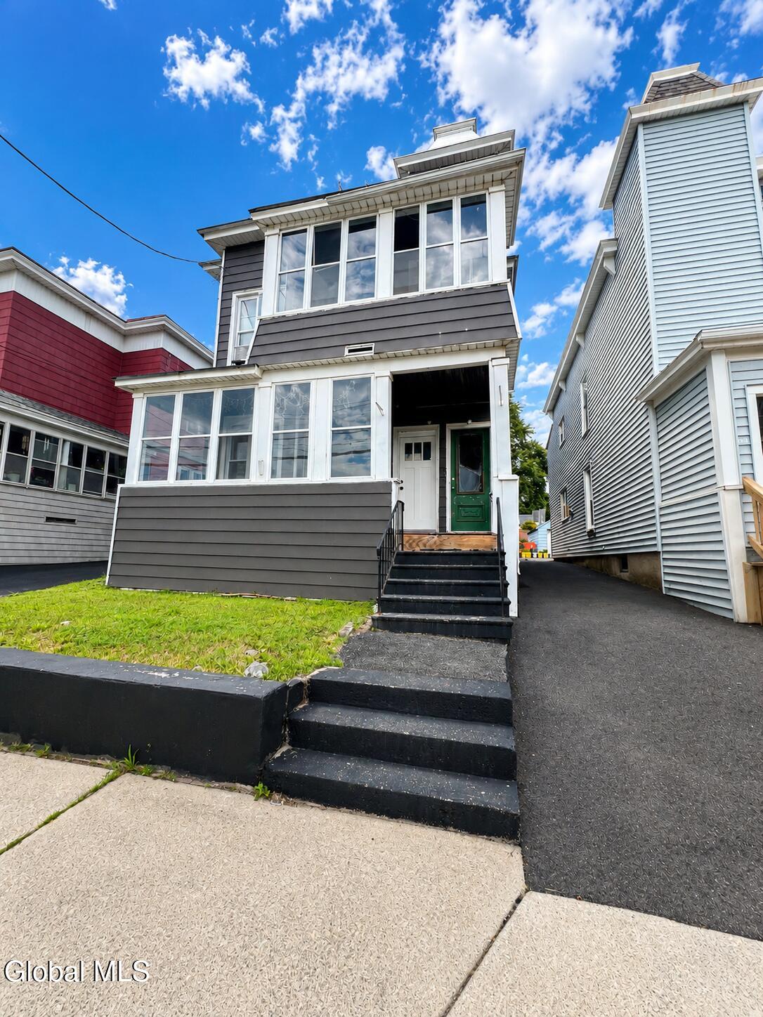 359-361 Forest Avenue Amsterdam NY 12010