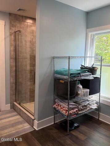 18 Van Dam Street Saratoga Springs NY 12866