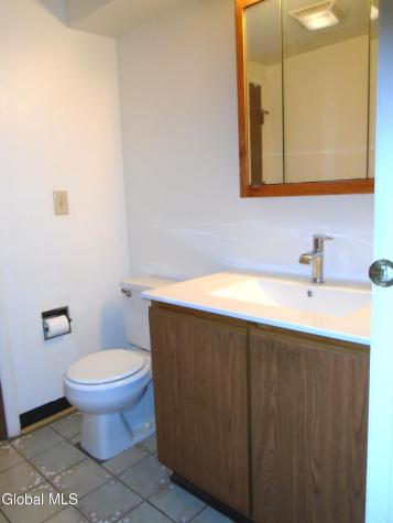 44 Thimbleberry Road Malta NY 12020