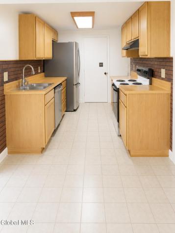44 Thimbleberry Road Malta NY 12020