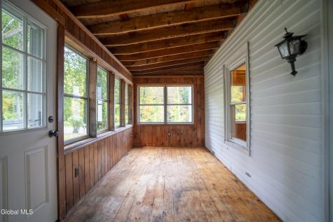 137 Daniels Road Saratoga Springs NY 12866