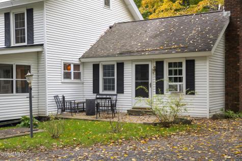 137 Daniels Road Saratoga Springs NY 12866