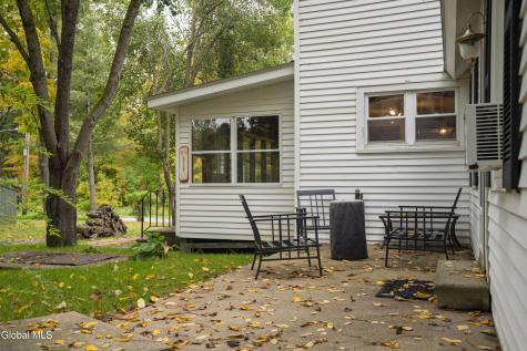 137 Daniels Road Saratoga Springs NY 12866