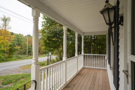 137 Daniels Road Saratoga Springs NY 12866
