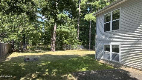21 Skylark Drive Ballston Spa NY 12020