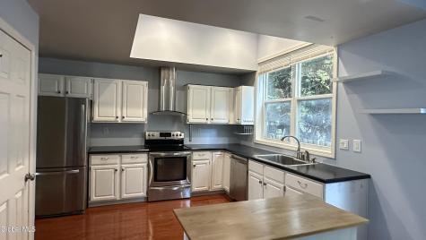21 Skylark Drive Ballston Spa NY 12020