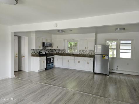4 Eastwood Drive Albany NY 12205