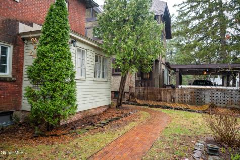 1347 Union Street Schenectady NY 12308