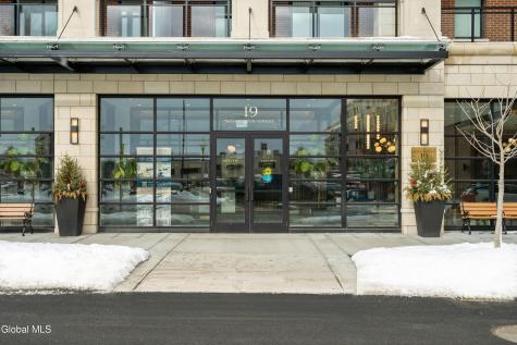 19 Washington Street Saratoga Springs NY 12866