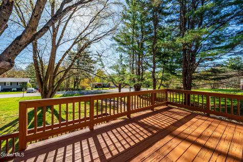 32 Nolan Road Ballston Lake NY 12019