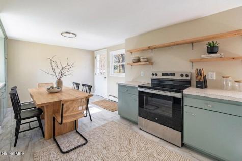 32 Nolan Road Ballston Lake NY 12019