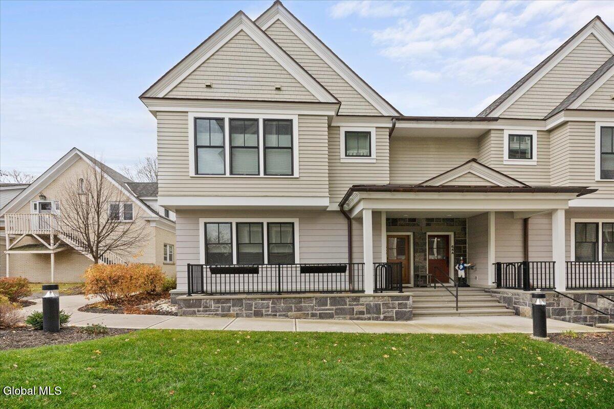 64 North Lane Saratoga Springs NY 12866