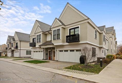 64 North Lane Saratoga Springs NY 12866