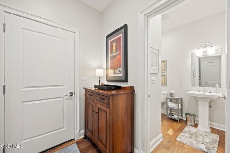 64 North Lane Saratoga Springs NY 12866